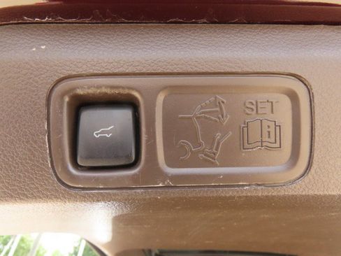 Certified 2023 Ford Expedition King Ranch AWD/4WD image 13
