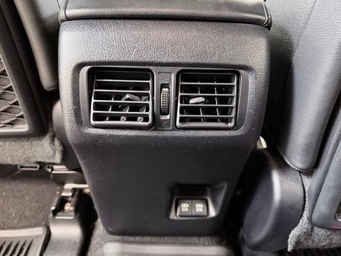 Used 2020 Toyota 4Runner Limited AWD/4WD image 23