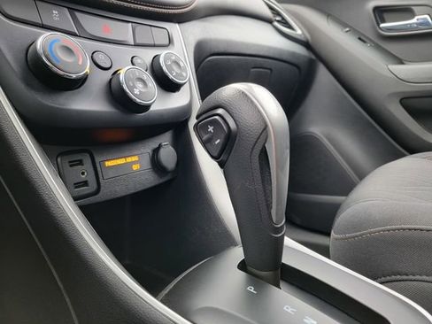 Used 2019 Chevrolet Trax LT image 30