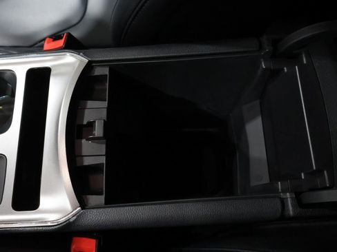 Used 2024 Ford Edge Titanium w/ Equipment Group 301A image 30