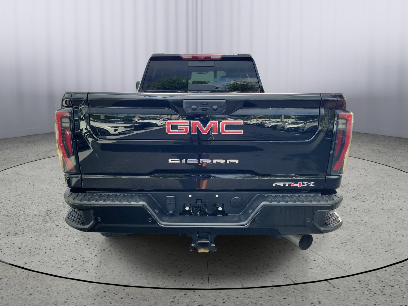 Used 2024 GMC Sierra 2500 AT4X AWD/4WD image 3