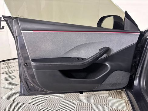 Used 2025 Tesla Model 3 Long Range RWD image 8