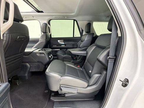 Certified 2025 Ford Expedition Max Platinum AWD/4WD image 15