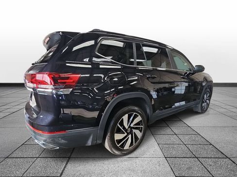 Used 2025 Volkswagen Atlas SE FWD image 5
