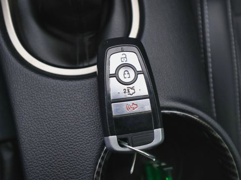 Used 2020 Ford Mustang Shelby GT350 w/ Technology Package image 40