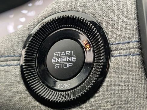 Certified 2023 Jeep Compass Sport AWD/4WD image 22