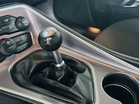 Used 2022 Dodge Challenger R/T w/ Blacktop Package image 20