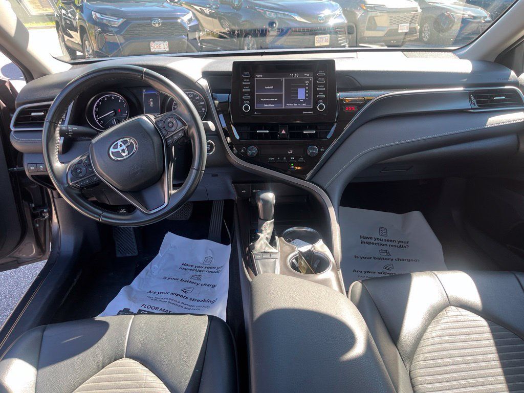 Used 2024 Toyota Camry SE w/ Convenience Package FWD image 8