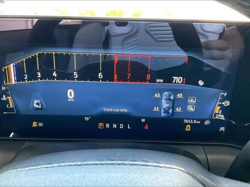 Used 2025 Ford Mustang Premium image 7