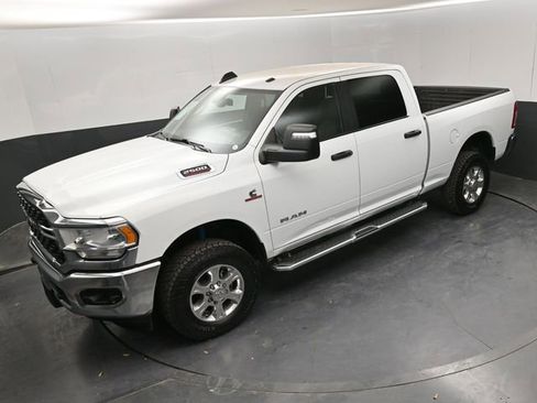 Used 2024 RAM 2500 Big Horn w/ Off Road Package image 25