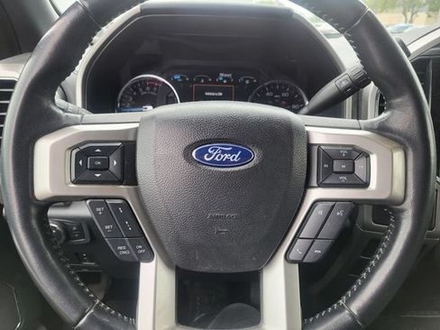 Used 2022 Ford F350 Lariat RWD image 14