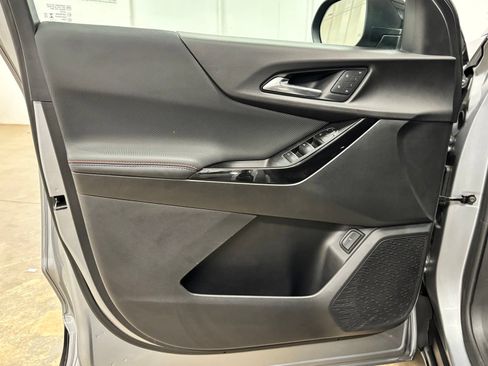 Used 2025 Chevrolet Equinox RS w/ Safety and Technology Package FWD image 18