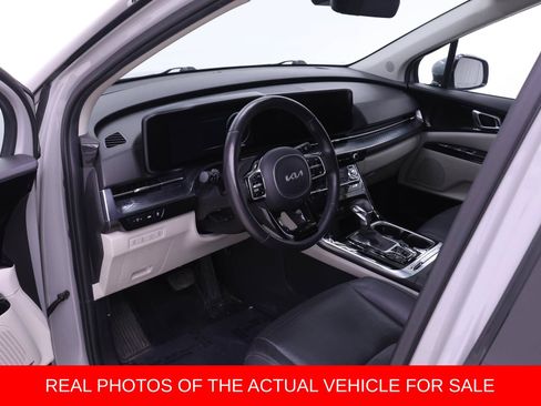 Used 2023 Kia Carnival SX Prestige FWD image 3