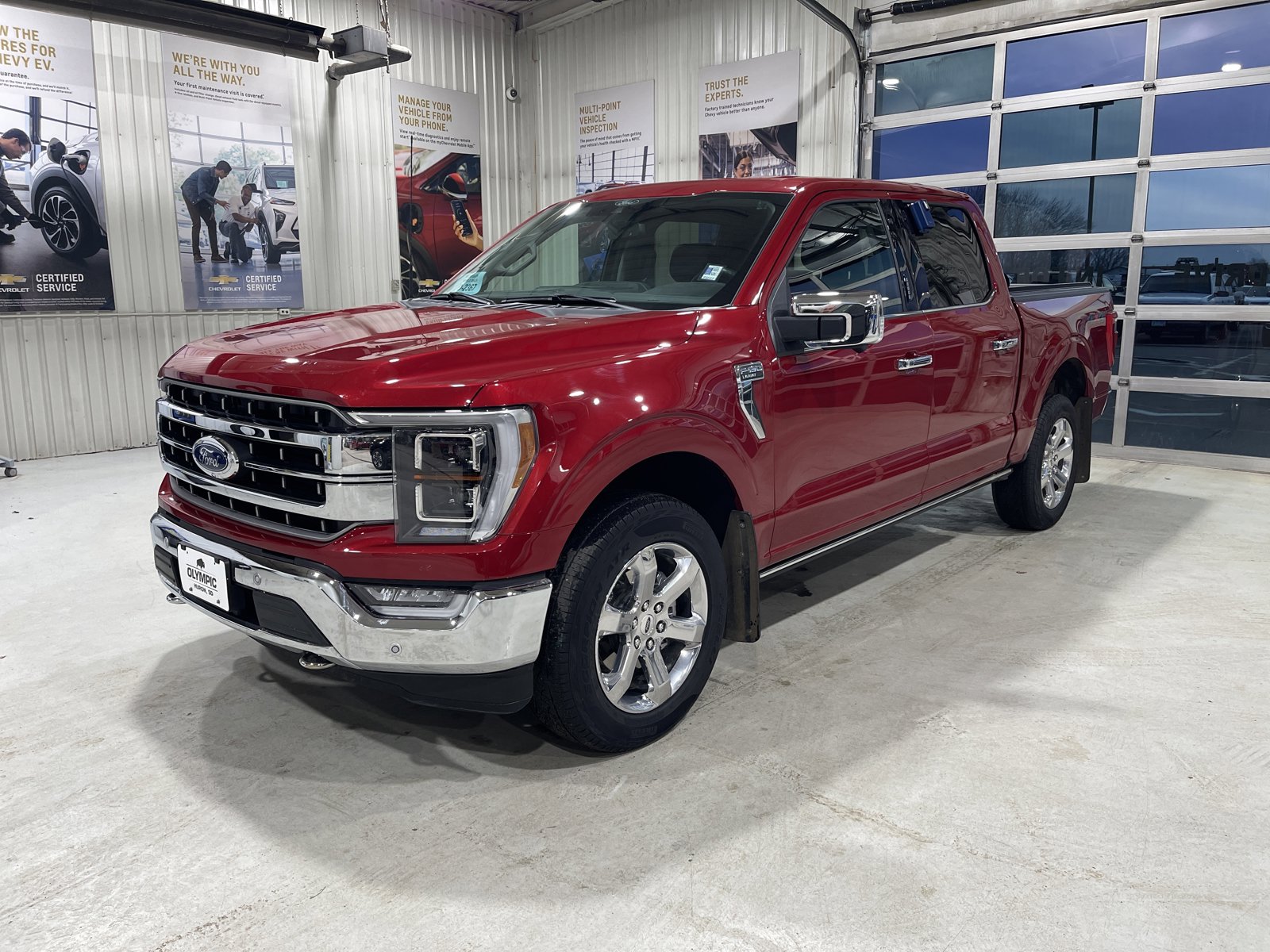 Used 2022 Ford F150 Lariat w/ Equipment Group 502A High AWD/4WD image 4