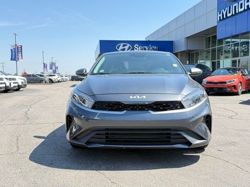 Used 2024 Kia Forte LXS w/ LXS Technology Package FWD image 2