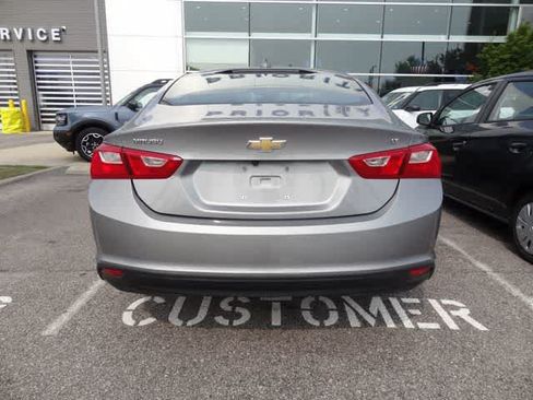 Used 2023 Chevrolet Malibu LT FWD image 6