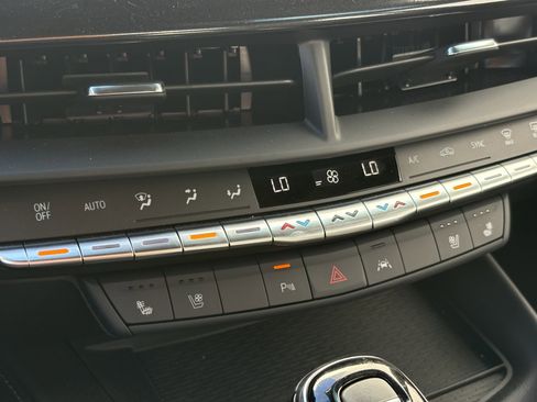 Certified 2024 Cadillac CT4 V Blackwing w/ Driver Assist Package image 20