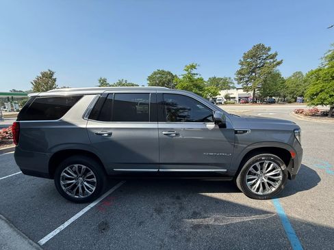 Used 2021 GMC Yukon Denali w/ Denali Premium Package RWD image 5