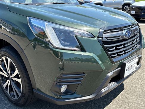 Used 2023 Subaru Forester Limited AWD/4WD image 8