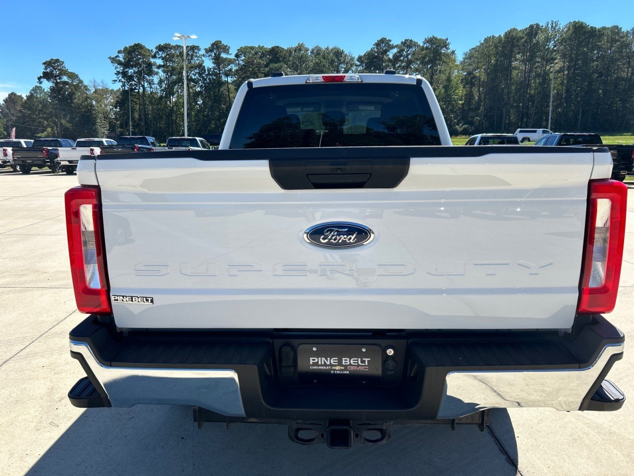 Used 2023 Ford F250 XLT AWD/4WD image 6
