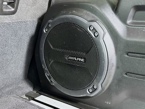 Used 2022 Jeep Wrangler Unlimited Rubicon w/ Cold Weather Group image 17