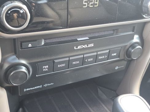 Certified 2023 Lexus GX 460 Premium w/ Premium Package AWD/4WD image 27