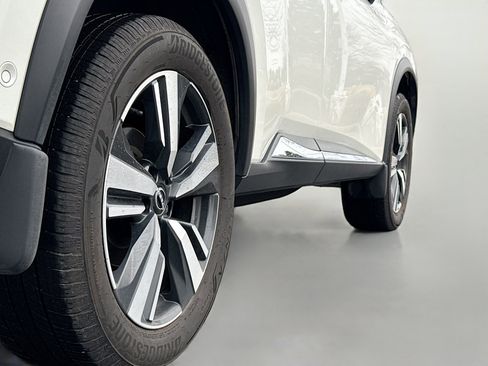 Certified 2023 Nissan Rogue SL w/ SL Premium Package image 15