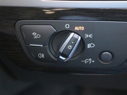 Used 2019 Audi Q7 2.0T Premium Plus w/ Premium Plus Package image 22