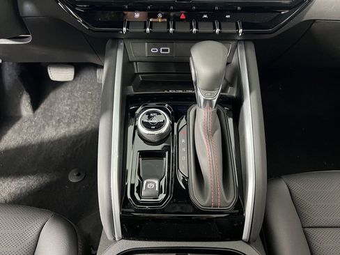 New 2025 Chevrolet Colorado Z71 w/ Technology Package image 25