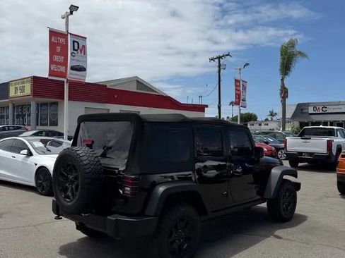 Used 2017 Jeep Wrangler Unlimited Sport AWD/4WD image 5