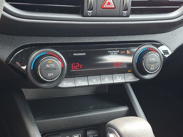 Used 2019 Kia Forte LXS FWD image 19