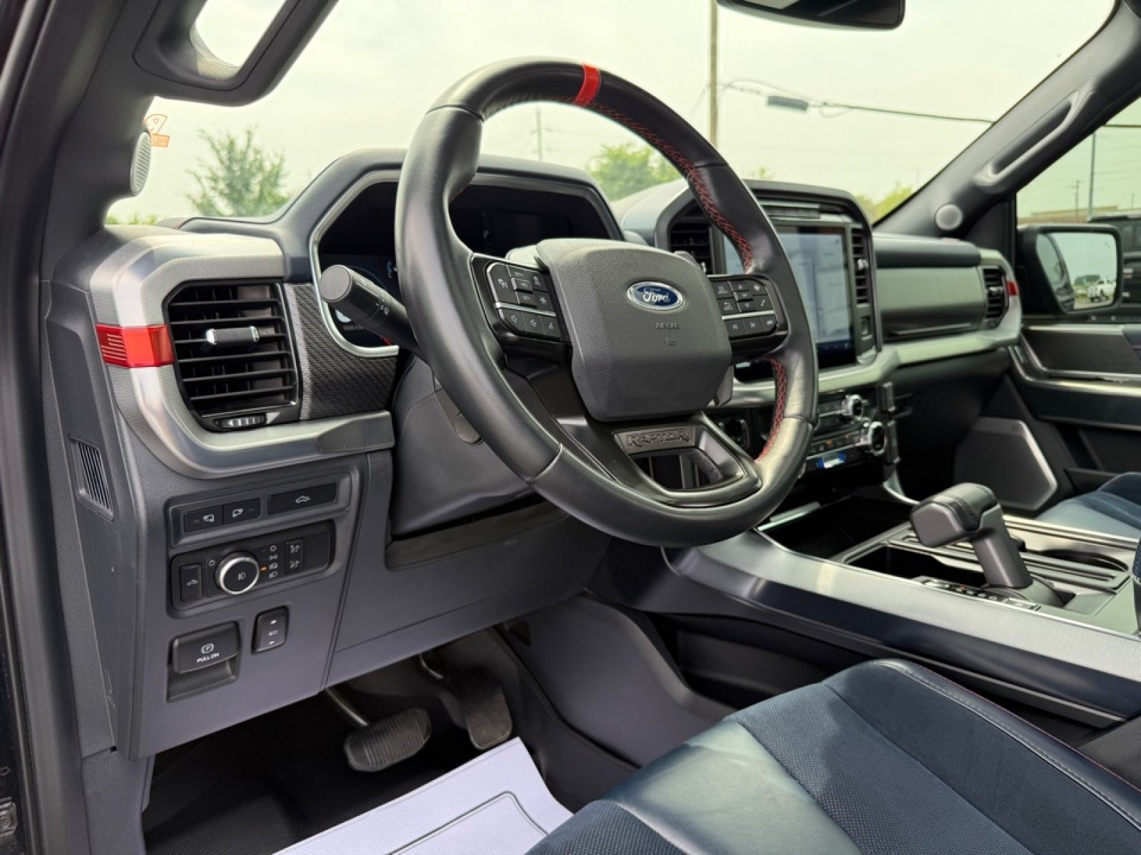 Used 2021 Ford F150 Raptor w/ Raptor 37 Performance Package AWD/4WD image 22