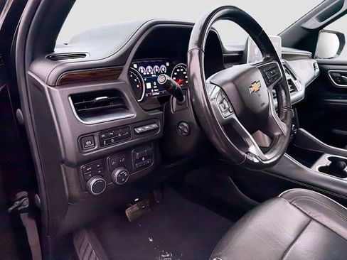 Used 2021 Chevrolet Tahoe Premier w/ Premium Package image 9