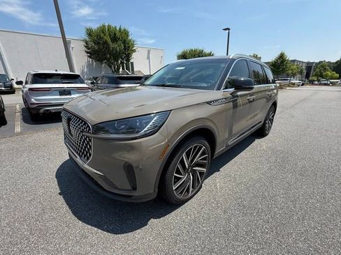 New 2025 Lincoln Aviator Reserve w/ Equipment Group 201A image 2