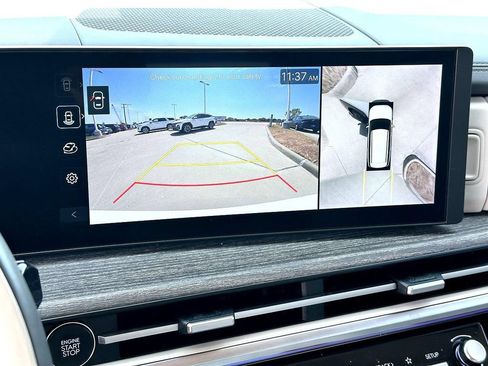 Used 2025 Hyundai Santa Fe Calligraphy FWD image 18