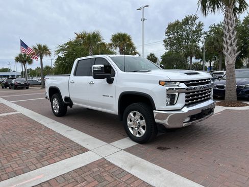 Used 2023 Chevrolet Silverado 2500 LTZ w/ LTZ Convenience Package image 2
