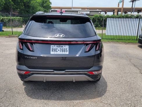 Used 2022 Hyundai Tucson Limited w/ Cargo Package FWD image 6