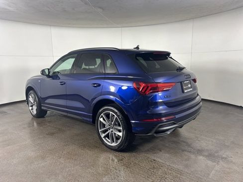 Used 2025 Audi Q3 2.0T Premium w/ Convenience Package image 5