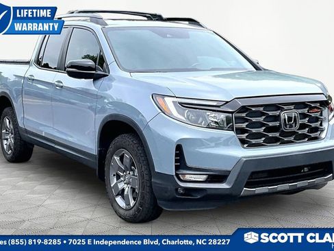 Used 2024 Honda Ridgeline TrailSport image 1