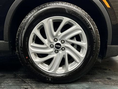 Used 2025 Lincoln Corsair AWD image 24