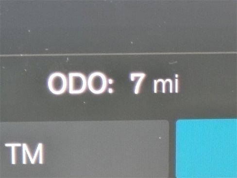 Certified 2025 Volvo XC90 T8 Plus w/ Protection Package Premier image 29