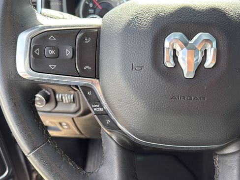 Used 2025 RAM 1500 Laramie AWD/4WD image 17
