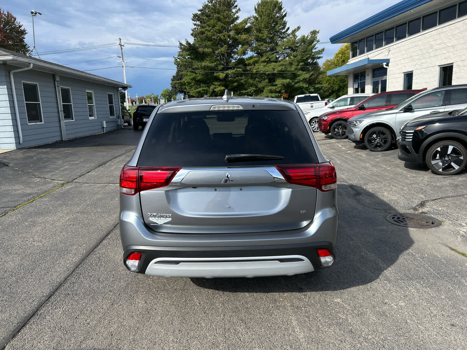 Used 2020 Mitsubishi Outlander SE FWD image 6