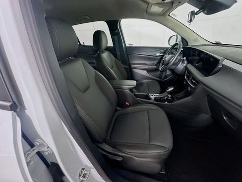 Used 2025 Buick Encore GX Preferred image 30