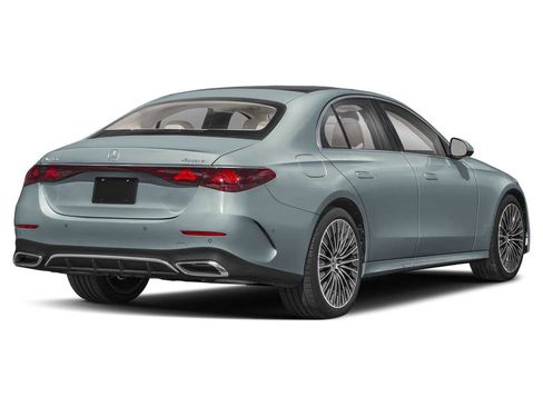 New 2026 Mercedes-Benz E 350 4MATIC Sedan image 2