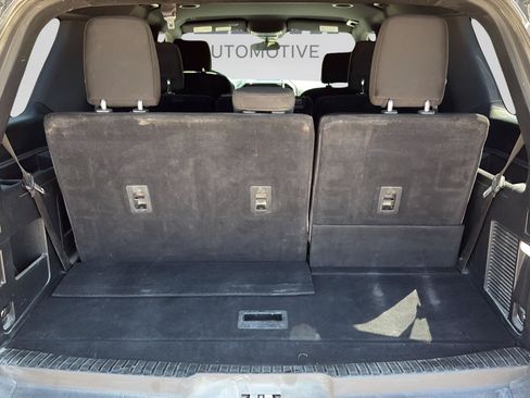 Used 2020 Ford Expedition XLT AWD/4WD image 6