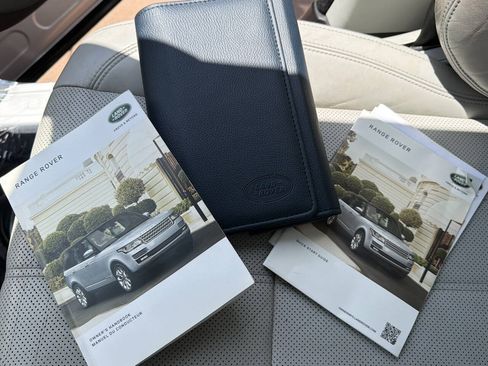 Used 2017 Land Rover Range Rover HSE AWD/4WD image 35
