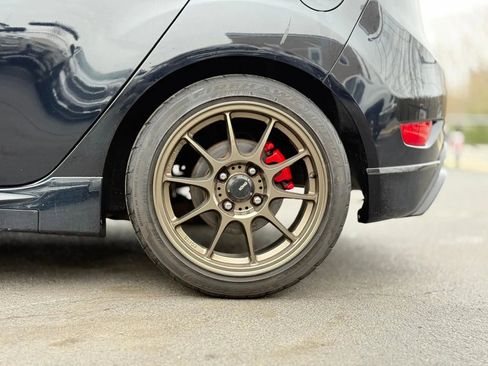 Used 2016 Ford Fiesta ST image 9