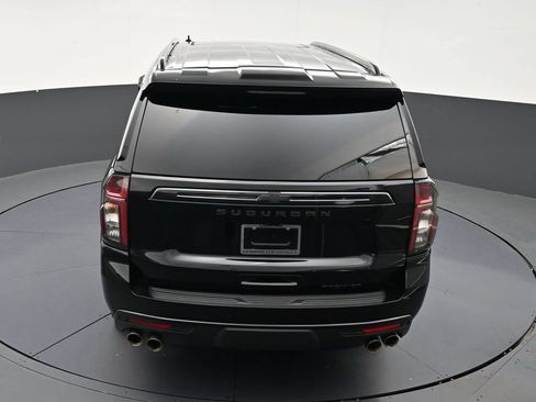 Used 2024 Chevrolet Suburban Premier w/ Premium Package RWD image 16