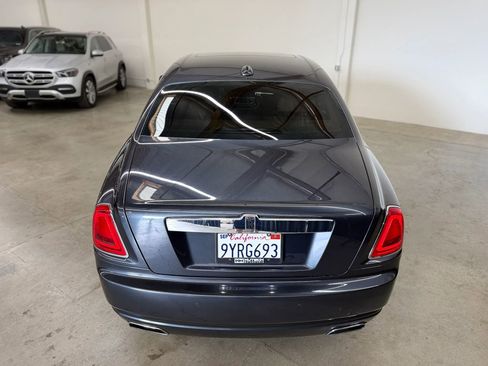 Used 2011 Rolls-Royce Ghost RWD image 12